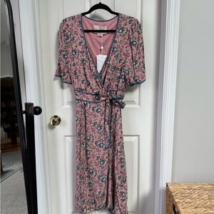 GalMeetsGlam Floral Pink Wrap Dress